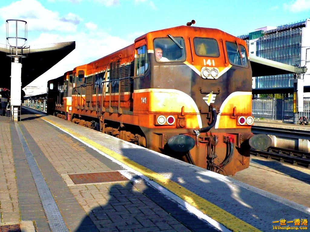 141 & 171 at Dublin Heuston.jpg