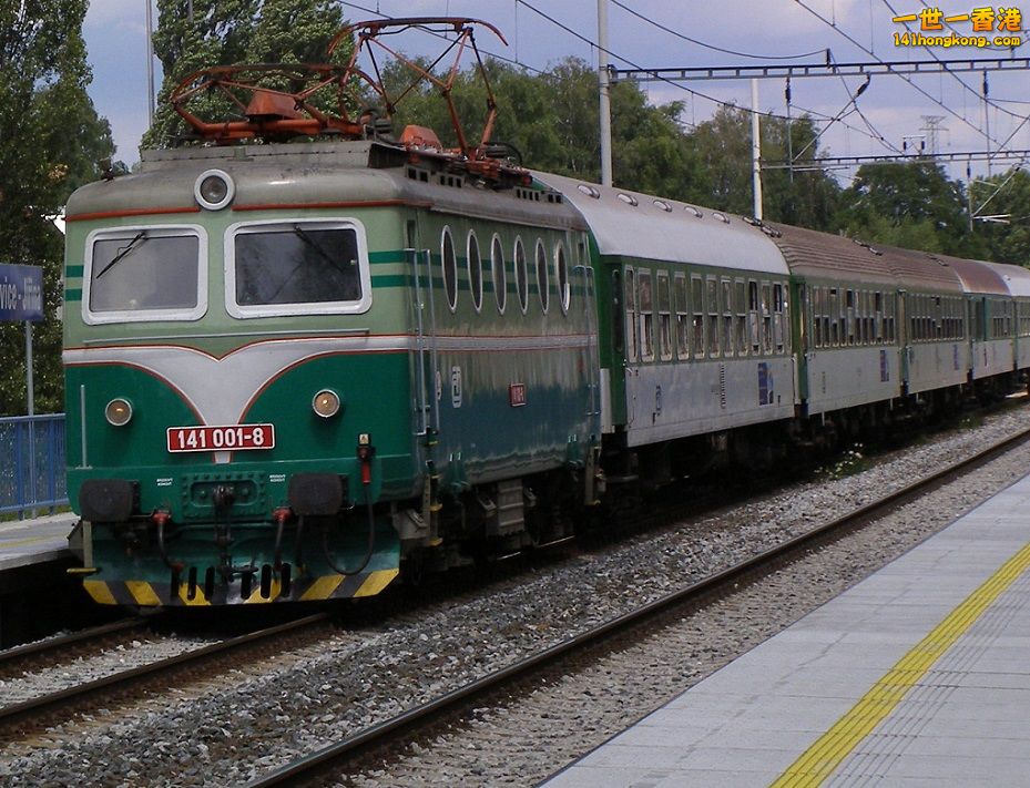 141-001orez.jpg