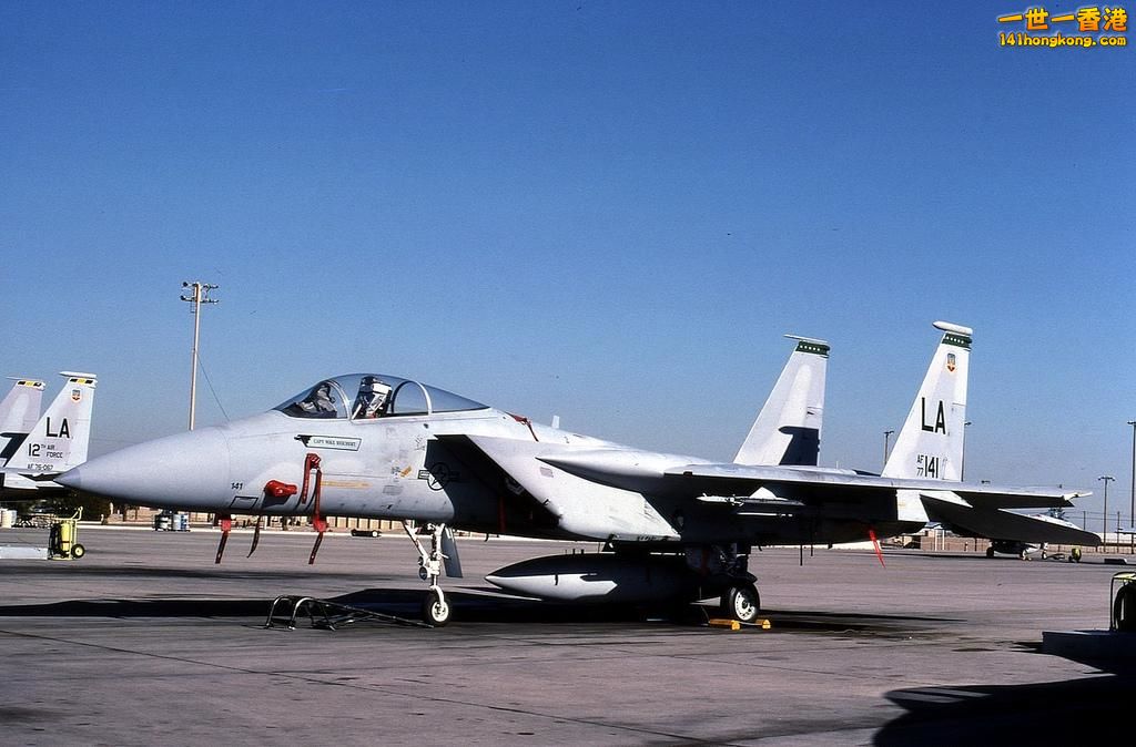 77-141 F-15A LA 555 TFS.jpg