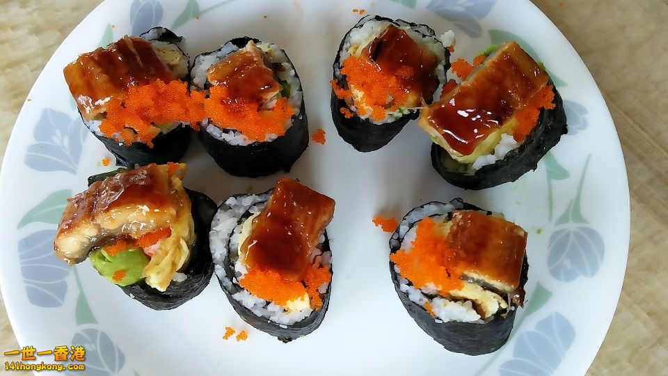 Sushi roll #2.jpg
