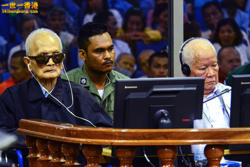 Nuon Chea, left, and Khieu Samphan.jpg