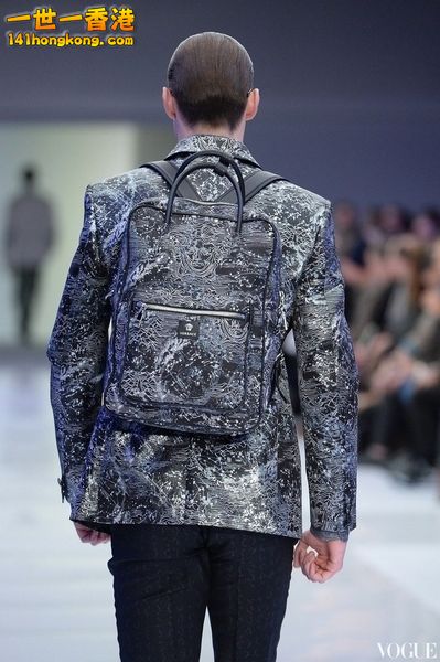 Versace16.jpg