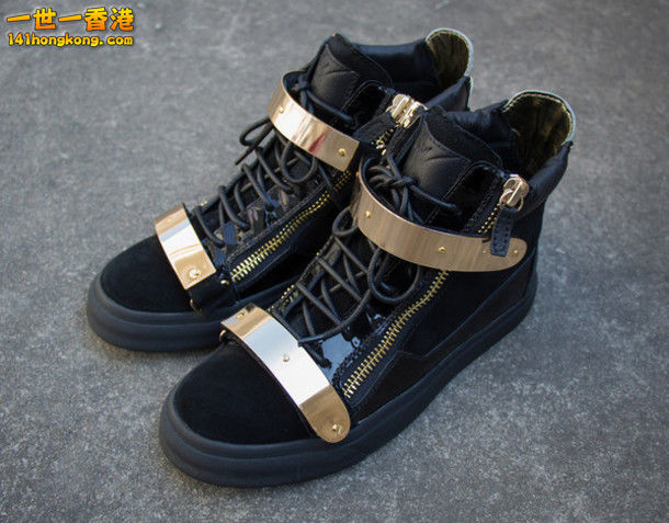 GZ men sneakers.jpg