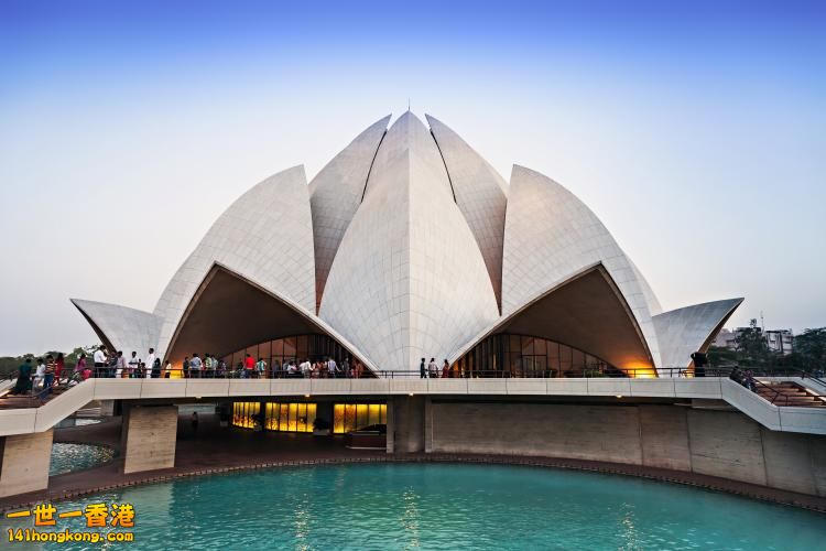 lotus-temple-bahai.jpg
