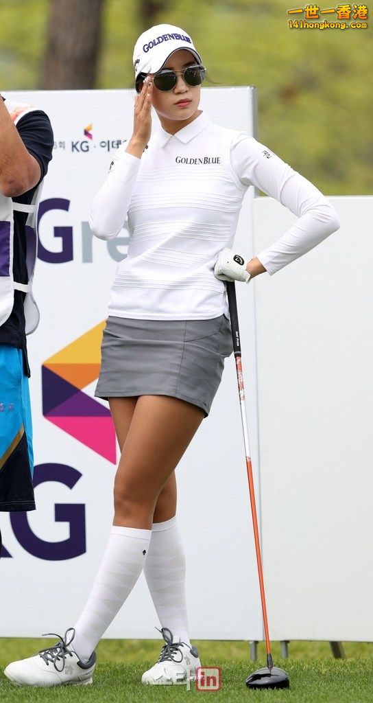 15 hjryu_edaily16_rd2pose.jpg