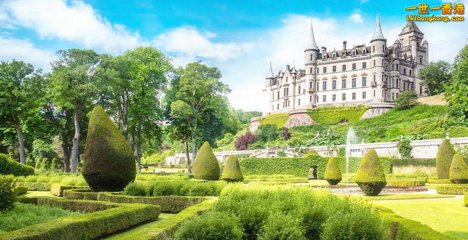 Dunrobin-Castle-Sutherland-Scotland-park-sunlight-trees_1680x1050.jpg