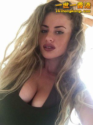 Chloe Ayling    06.jpg