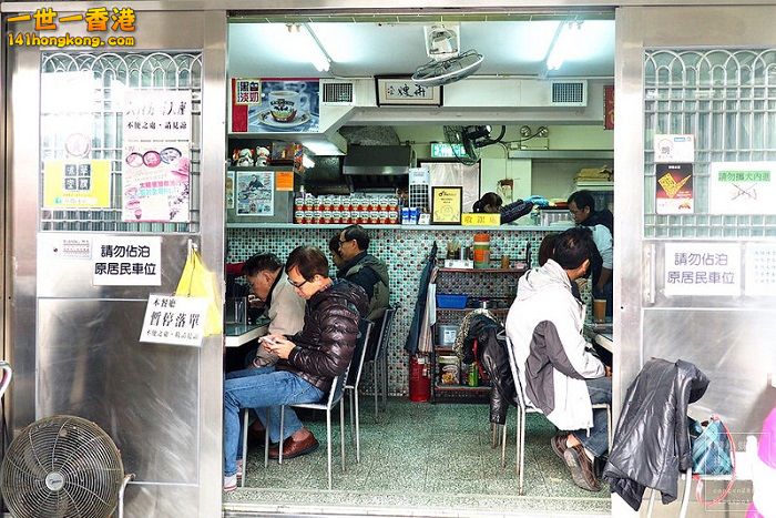 16693359720_1ab7ce7cc6_c 700.jpg