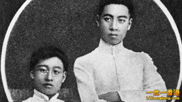 周恩來（右）自稱在南開學堂讀書時與李福景（左）.jpg