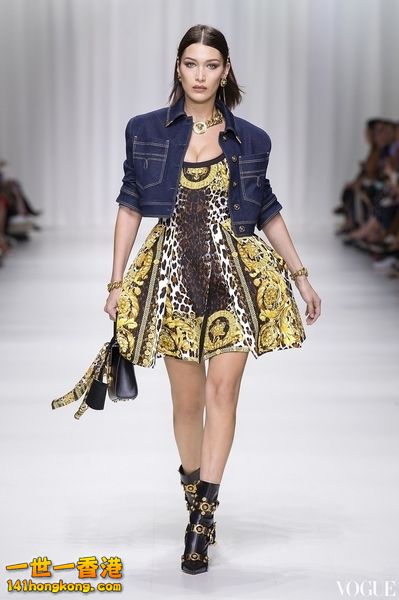 Versace10.jpg