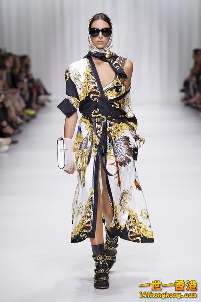 Versace14.jpg