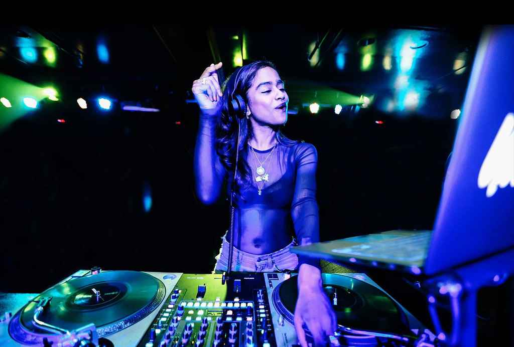 vashtie-dj-recrop.jpg