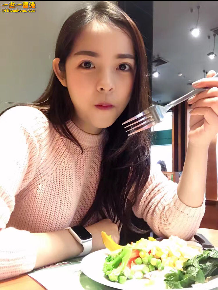 We 7 photo ~8 k girl 