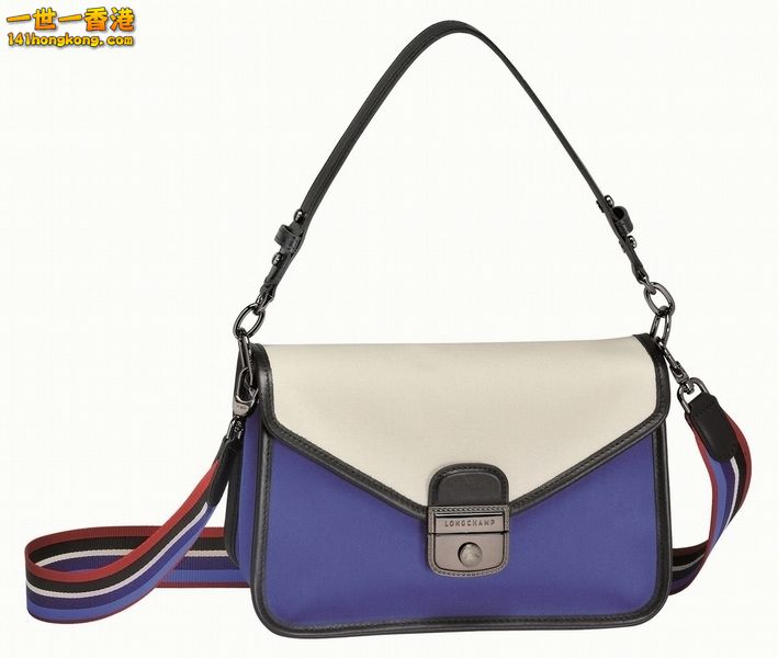 Longchamp 11.jpg