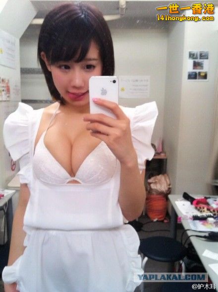 japanese-girl-iphone5-1.jpg