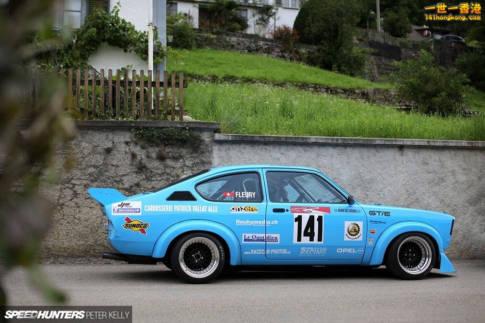 opel4-1200x800.jpg