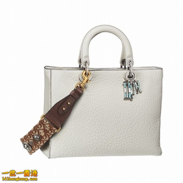 Dior09.jpg