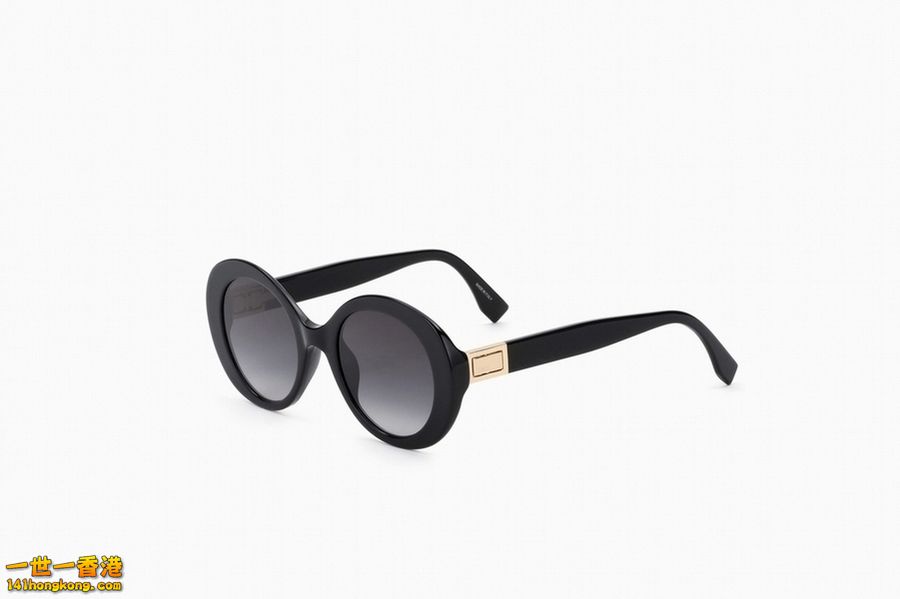 FENDI16.jpg