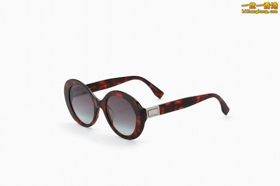 FENDI19.jpg