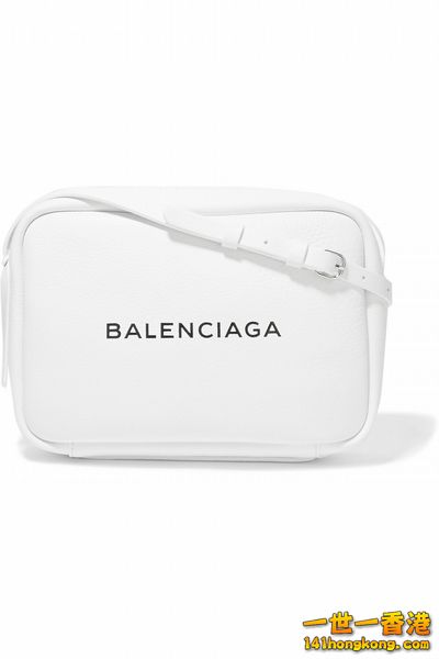 BALENCIAGA4.jpg