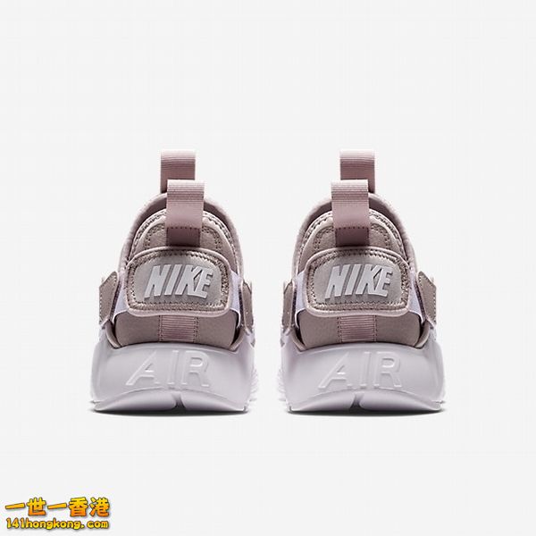 Nike08.jpg