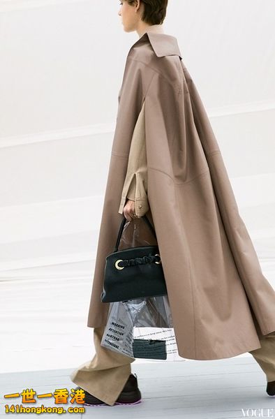 CÉLINE91.jpg