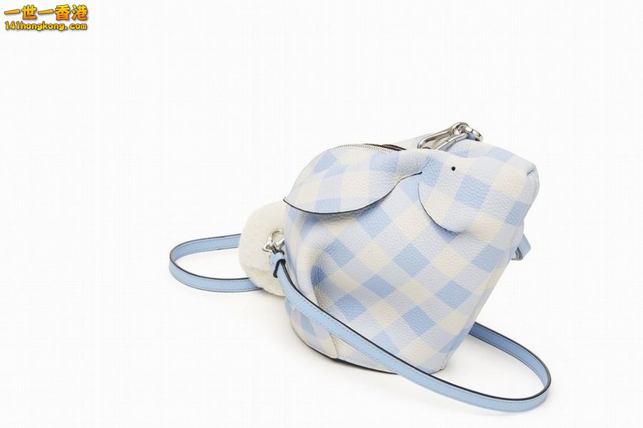 LOEWE01.jpg