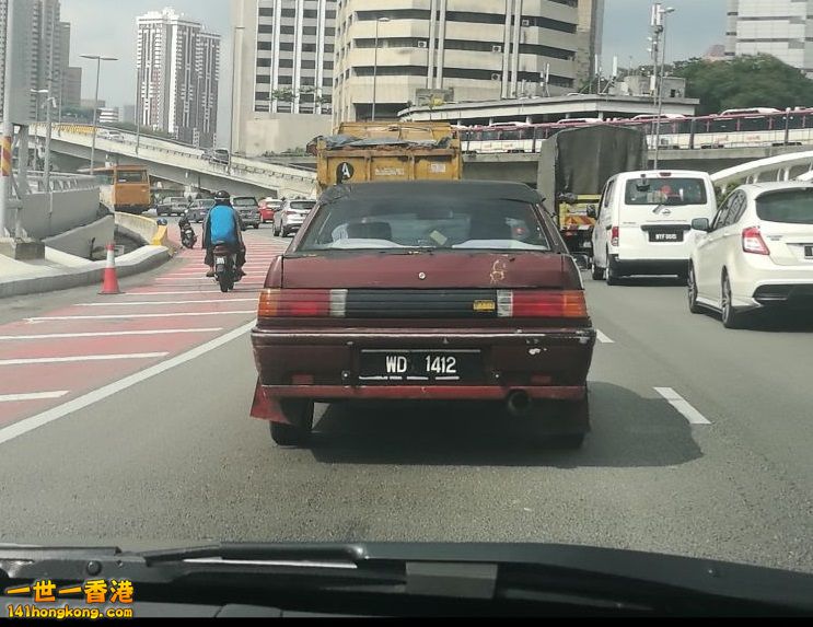21055084hh9ygv2weg18sh 141 743.jpg