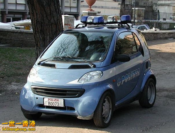 c1a32050a67c2449394cd70e70d8fa7e--police-vehicles-police-cars.jpg