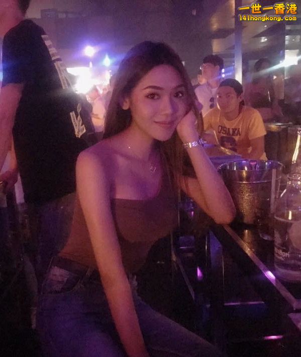 我個人覺得佢仲正過grace 