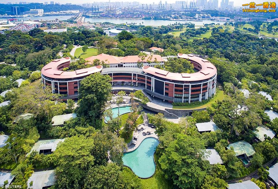 Capella Hotel on Singapore   01.jpg