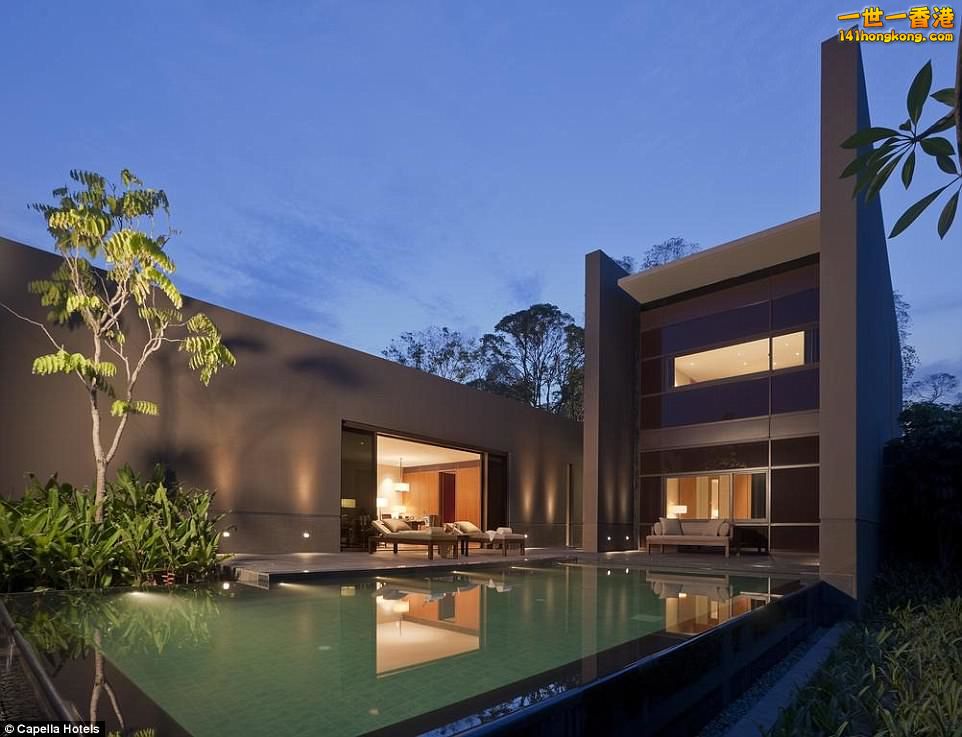 Capella Hotel on Singapore   12.jpg