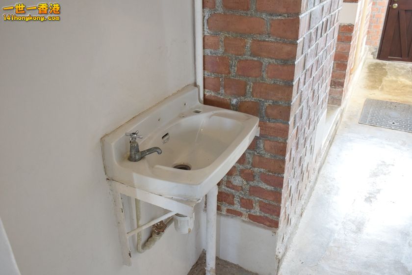 159.JPG