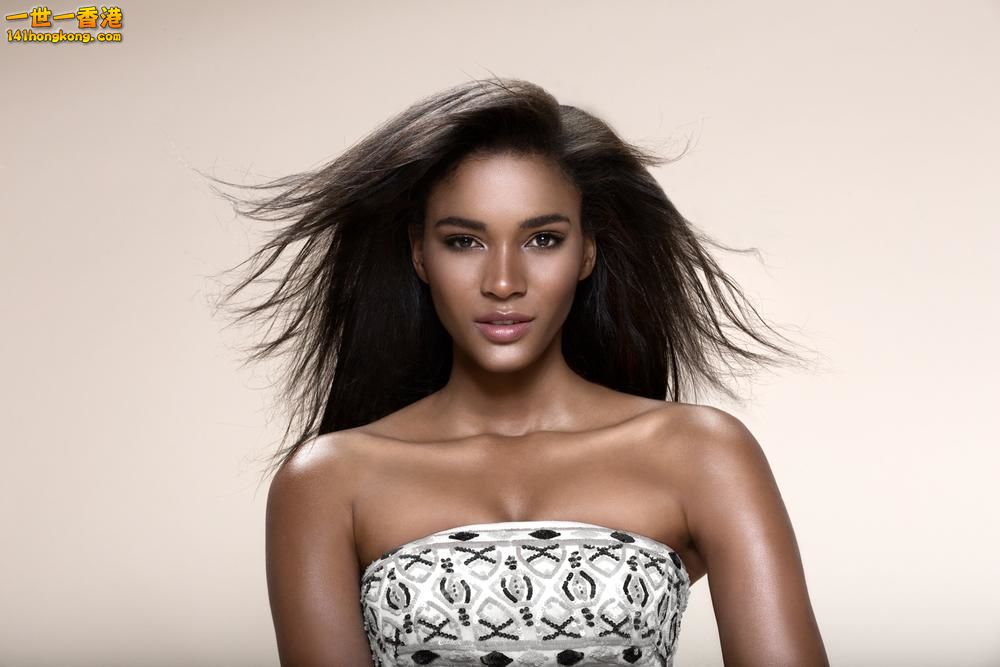 cc5173ac93dfe9be7811cbc3976e5bff_Leila-Lopes-image.jpg