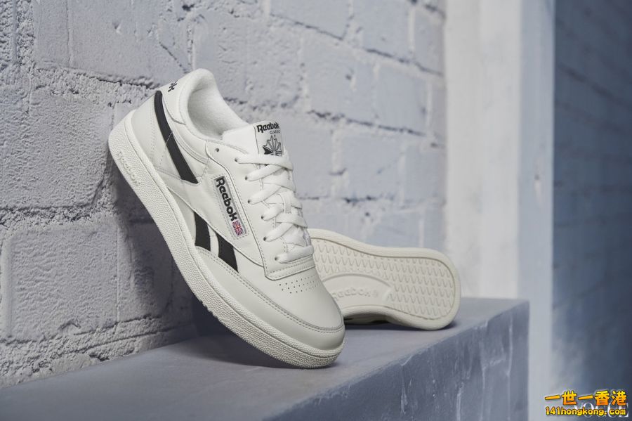 Reebok 4.jpg