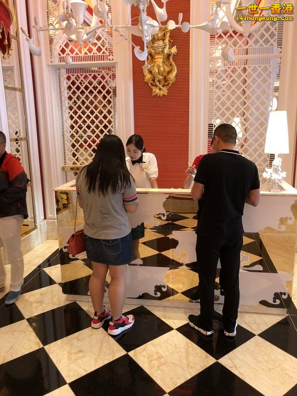 101600aaaq6aa9g009q804 800.jpg