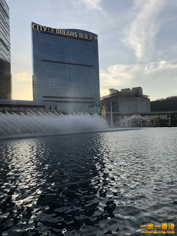 112300sfcczrrjy9jfy9wv 800.jpg