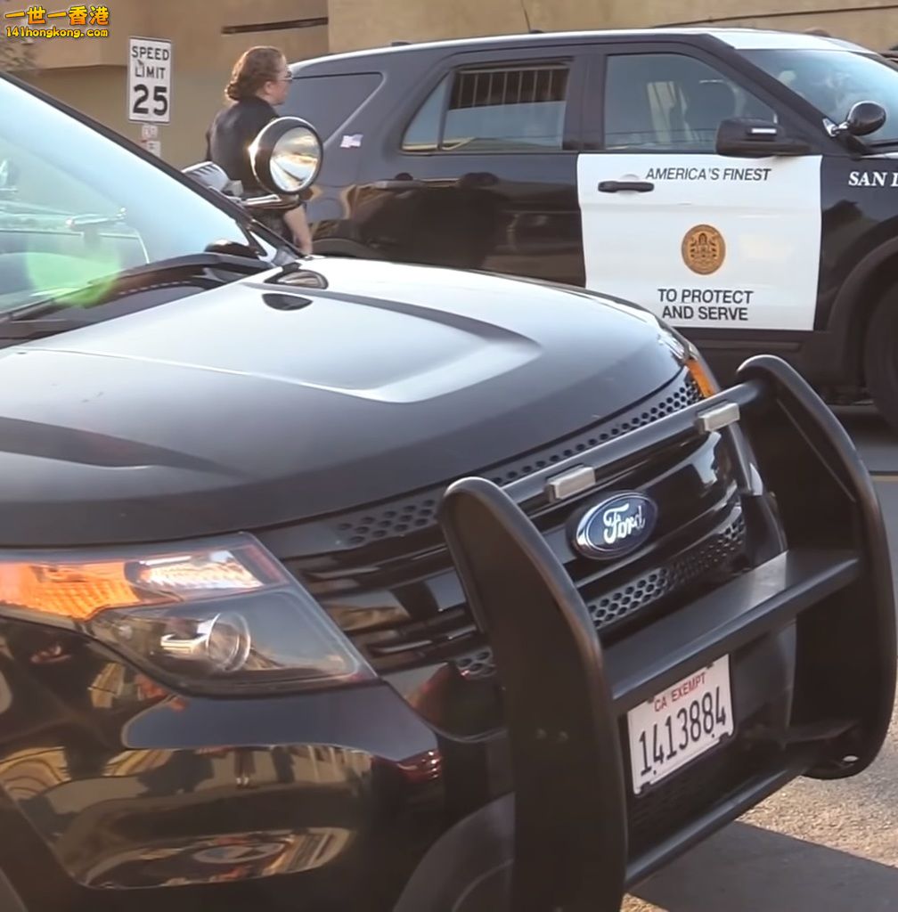 SDPD Cruiser 02.jpg