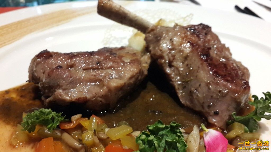 20180823_124958 [1600x1200].jpg