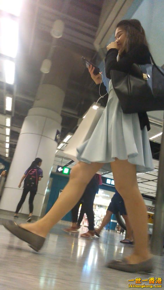 110329m45uf94uggfqf5au.jpg