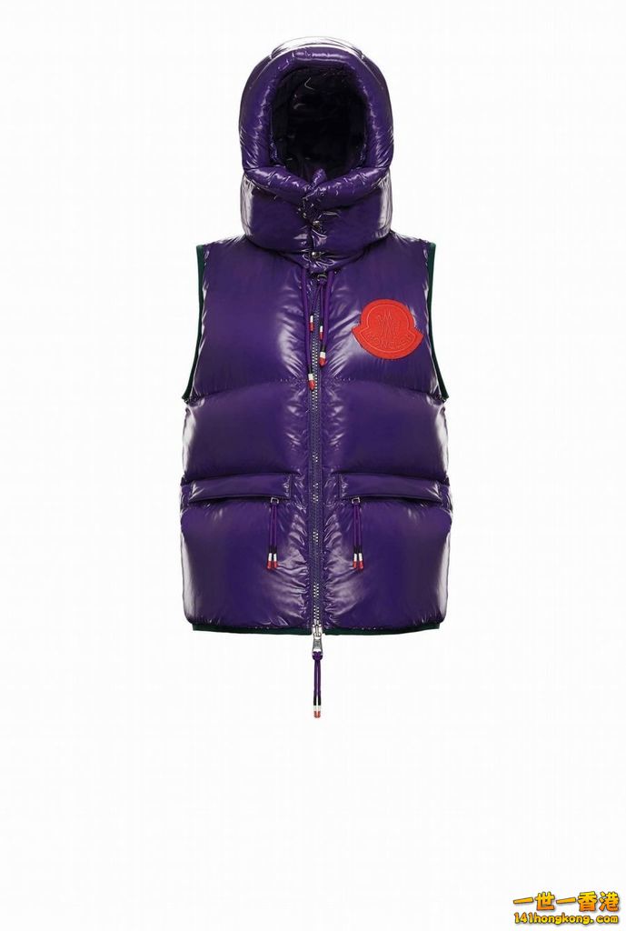 Moncler22.jpg