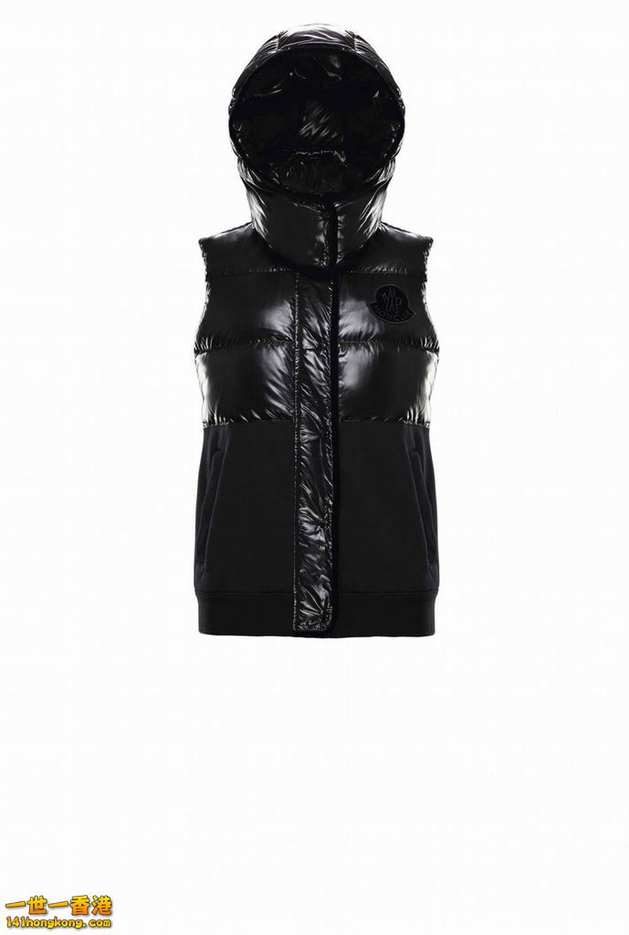 Moncler13.jpg