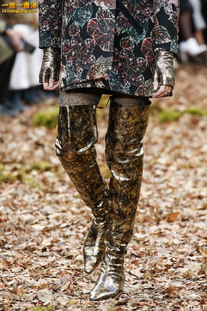CHANEL02.jpg