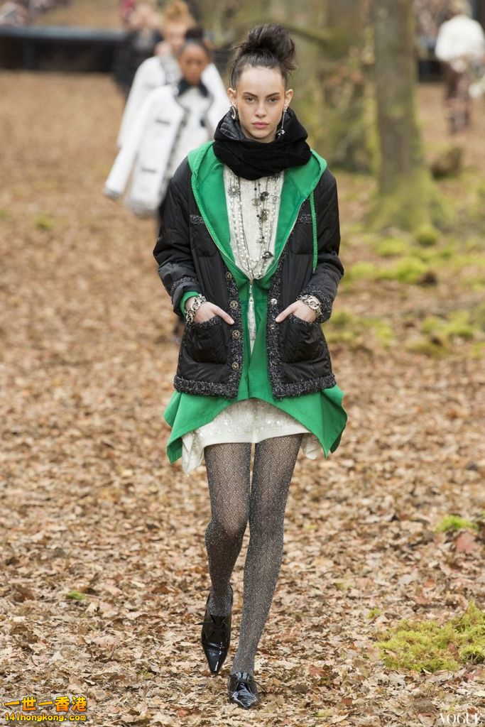 CHANEL12.jpg