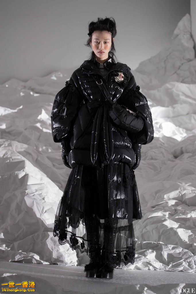 Moncler05.jpg