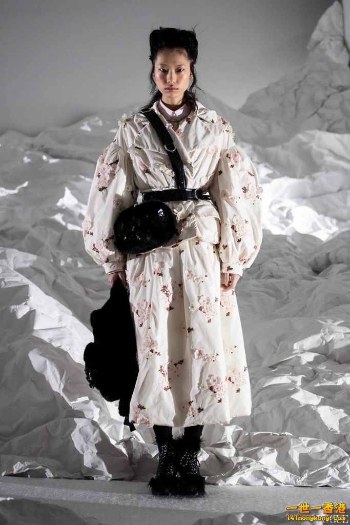 Moncler16.jpg