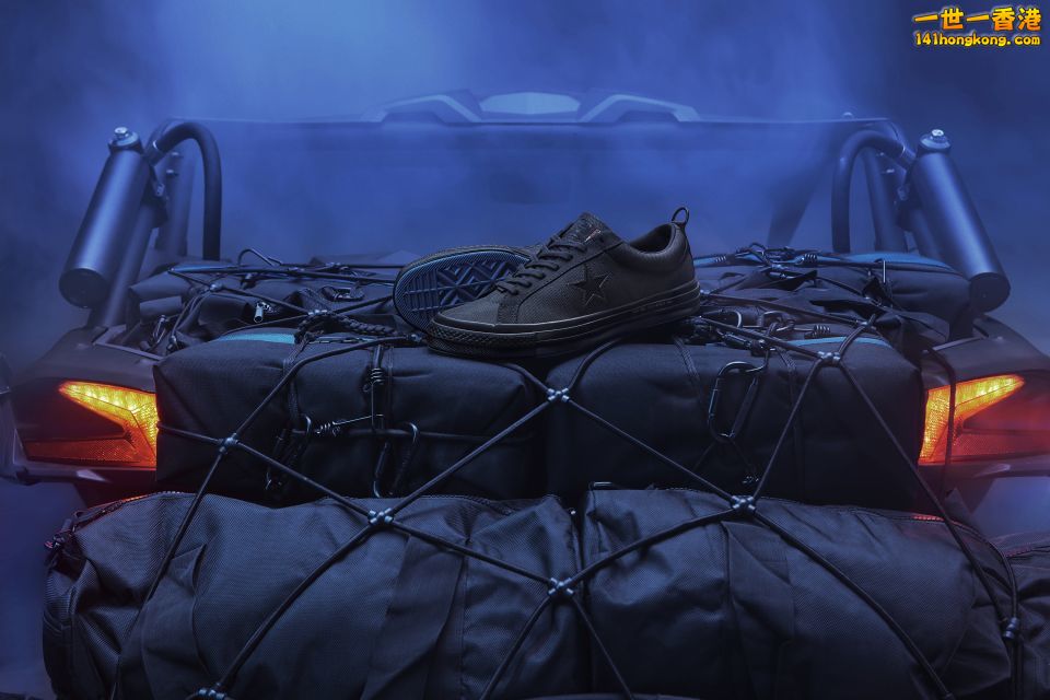 Converse 03a.jpg