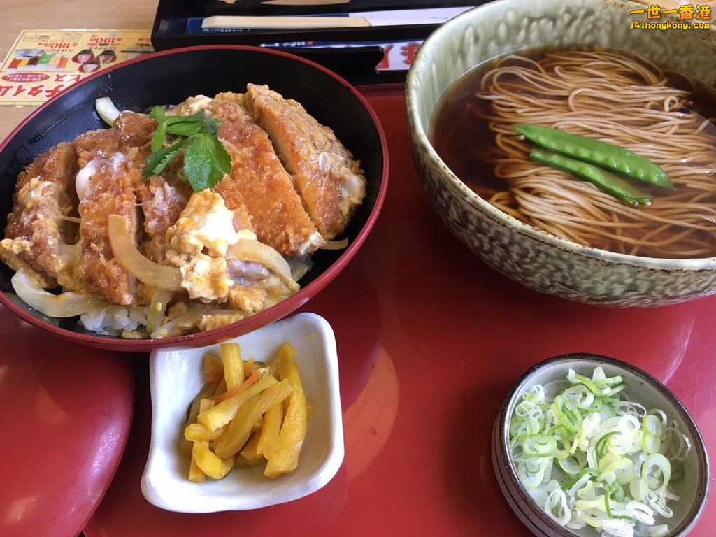 猪扒飯 + 簥麥麵.jpg