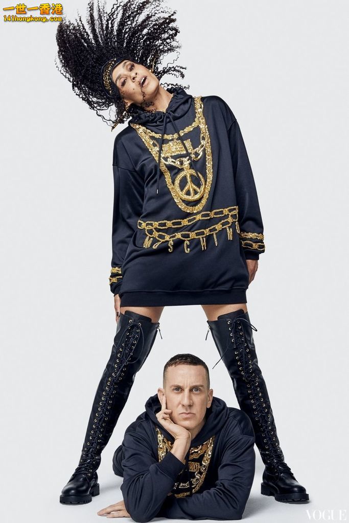 Moschino 01.jpg