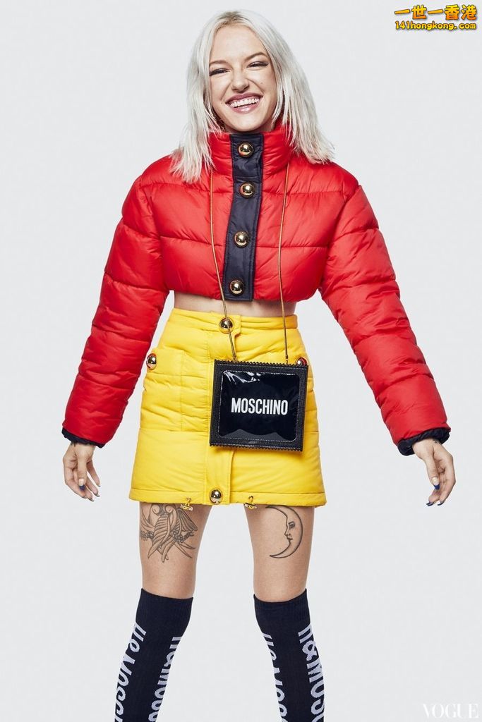 Moschino 03.jpg